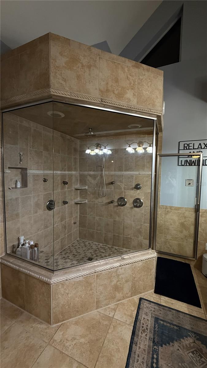 Image 48 of 66 For 434 14th Street A