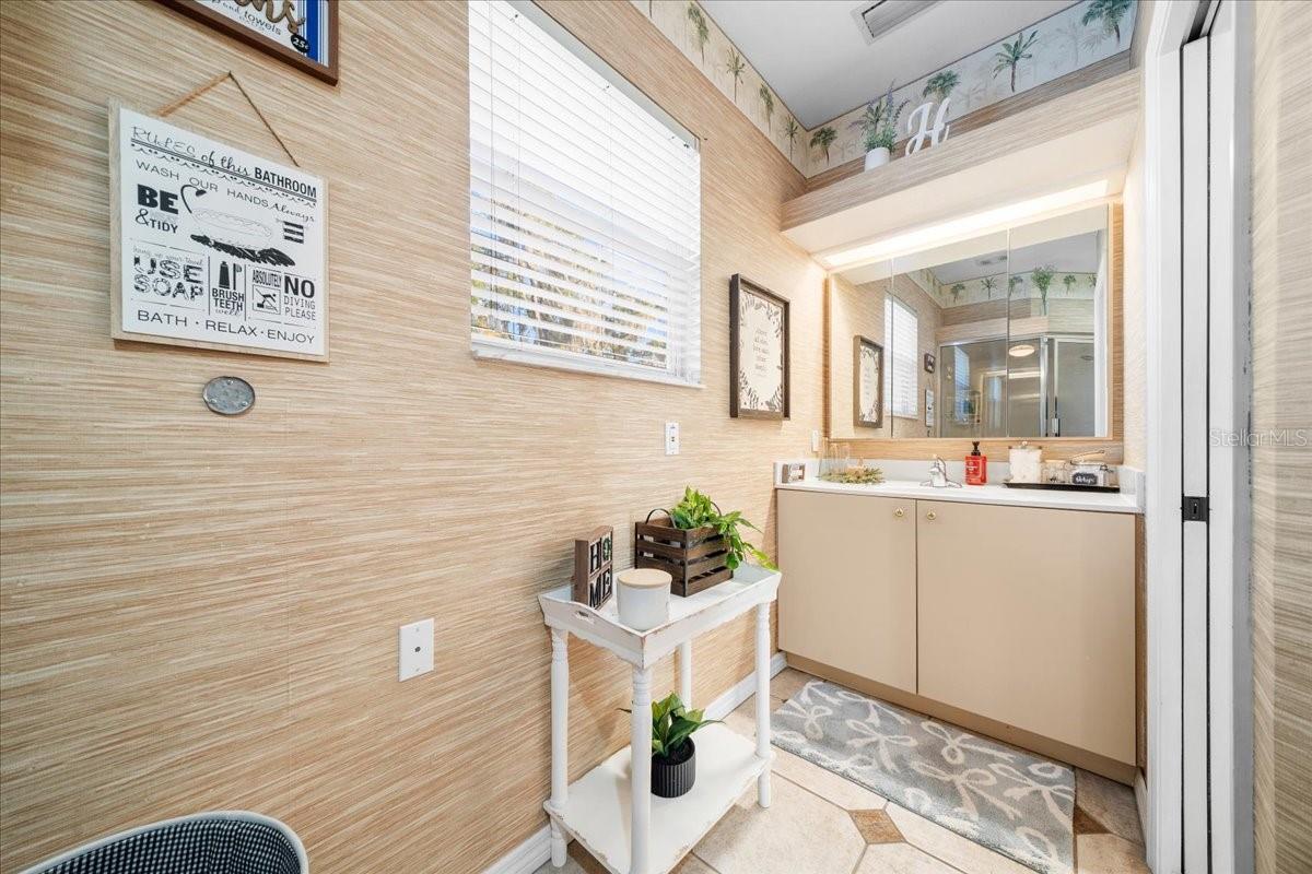 Image 73 of 100 For 434 14th Street A