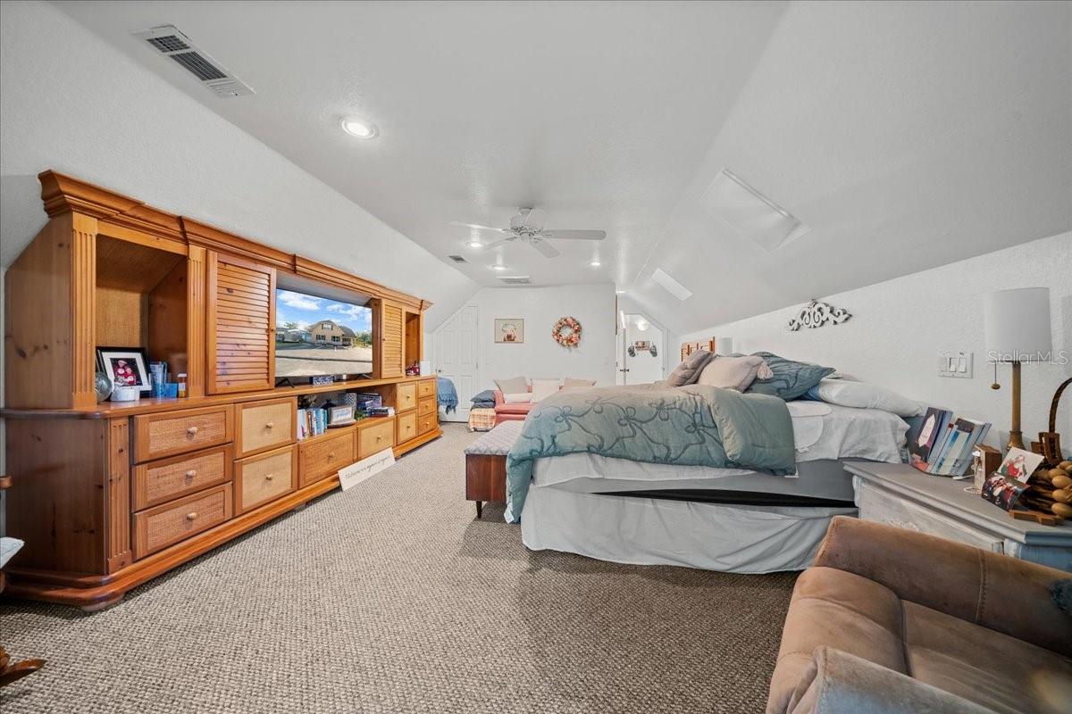 Image 91 of 100 For 434 14th Street A