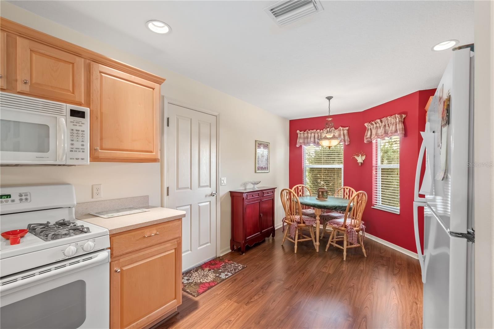 Image 16 of 50 For 1433 Arbor Trail