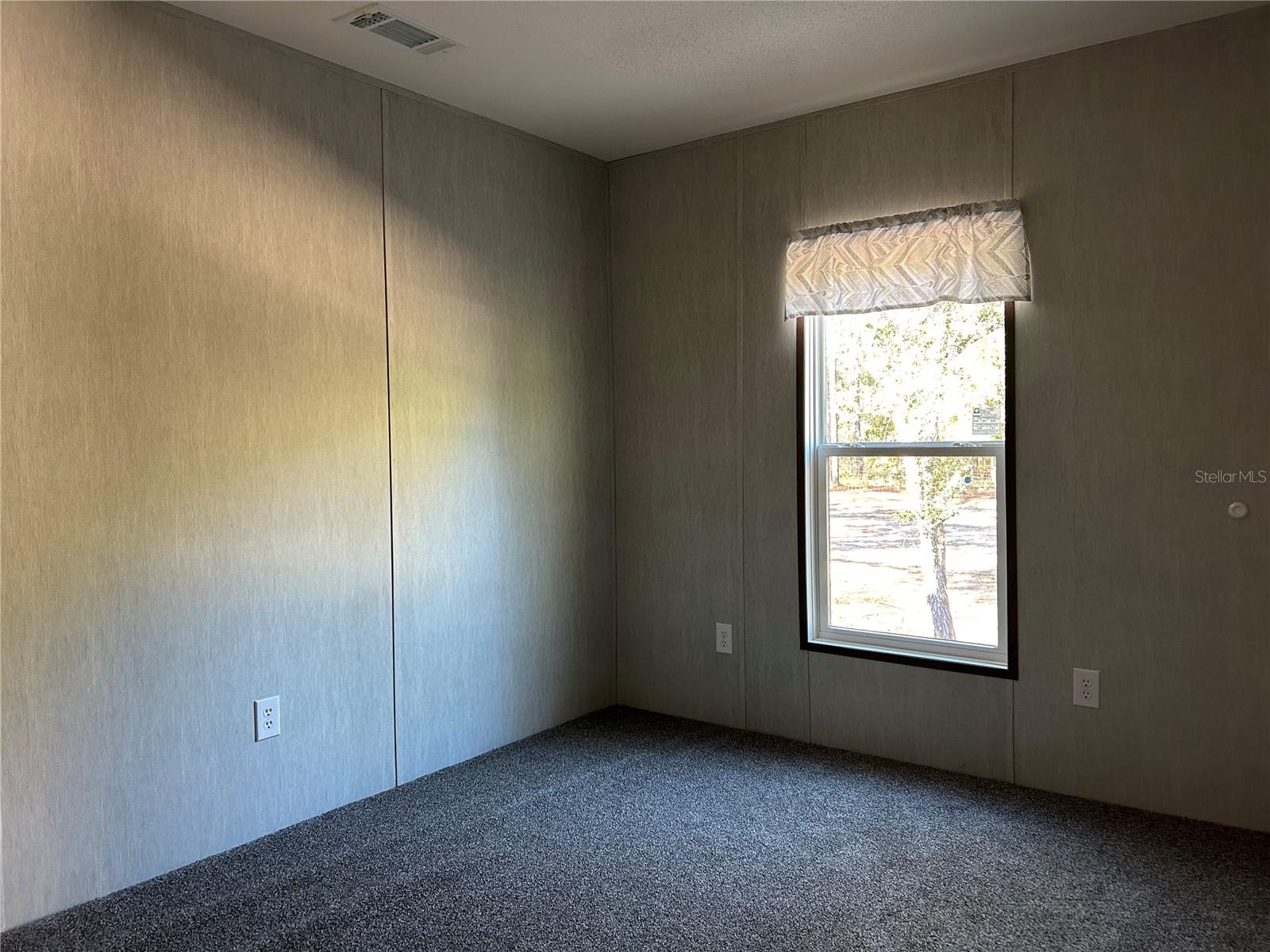 Image 17 of 17 For 13751 5th Street