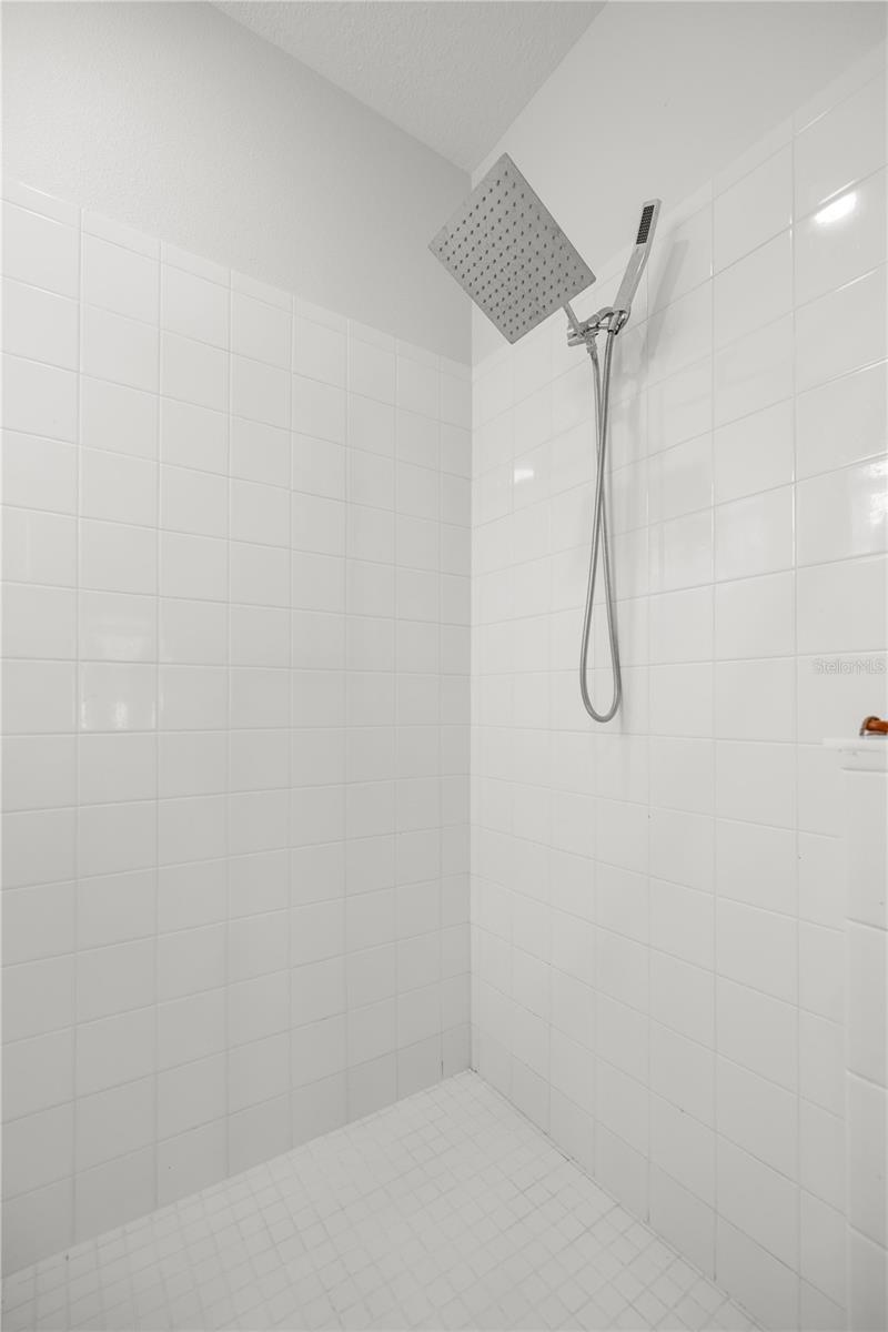 Image 16 of 49 For 7629 63rd Lane Road