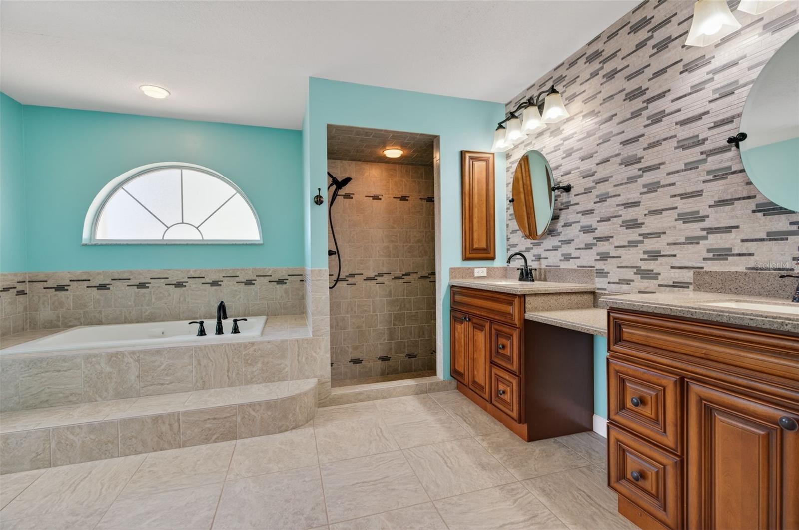 Image 15 of 54 For 1373 Hambletonian Drive