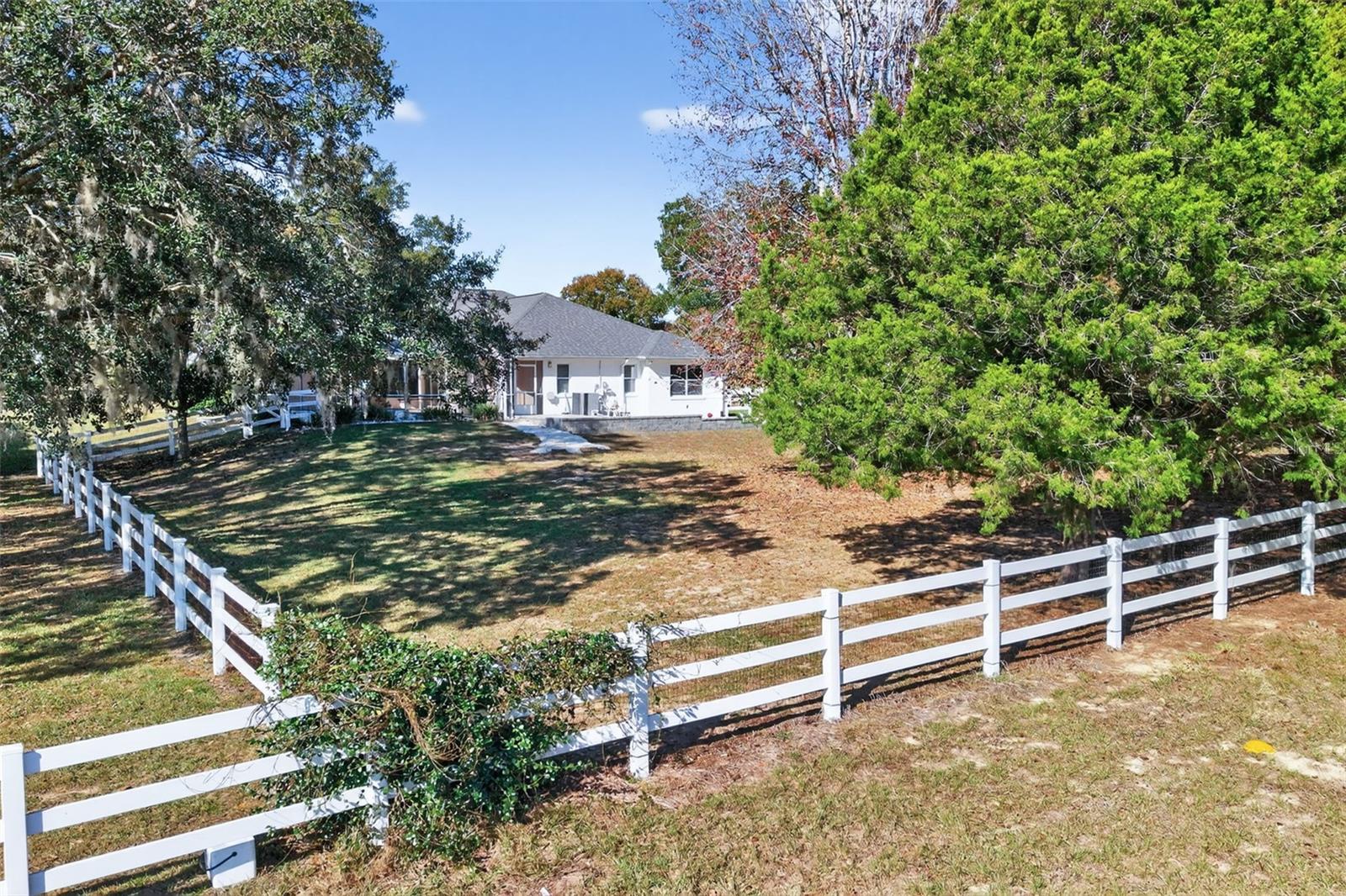 Image 46 of 54 For 1373 Hambletonian Drive