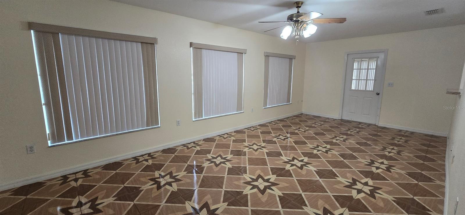 Image 11 of 16 For 17594 95th Circle