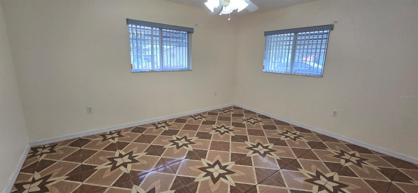 Image 14 of 16 For 17594 95th Circle