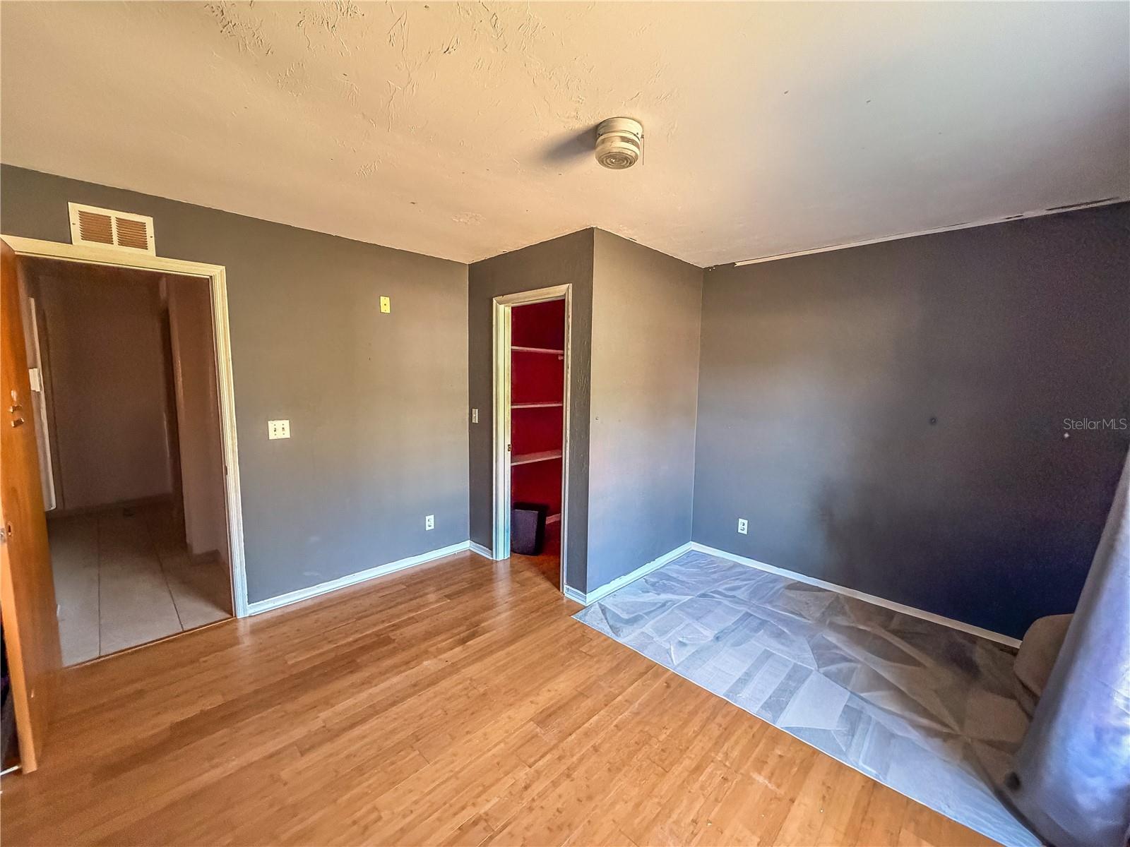 Image 15 of 18 For 2042 44th Street