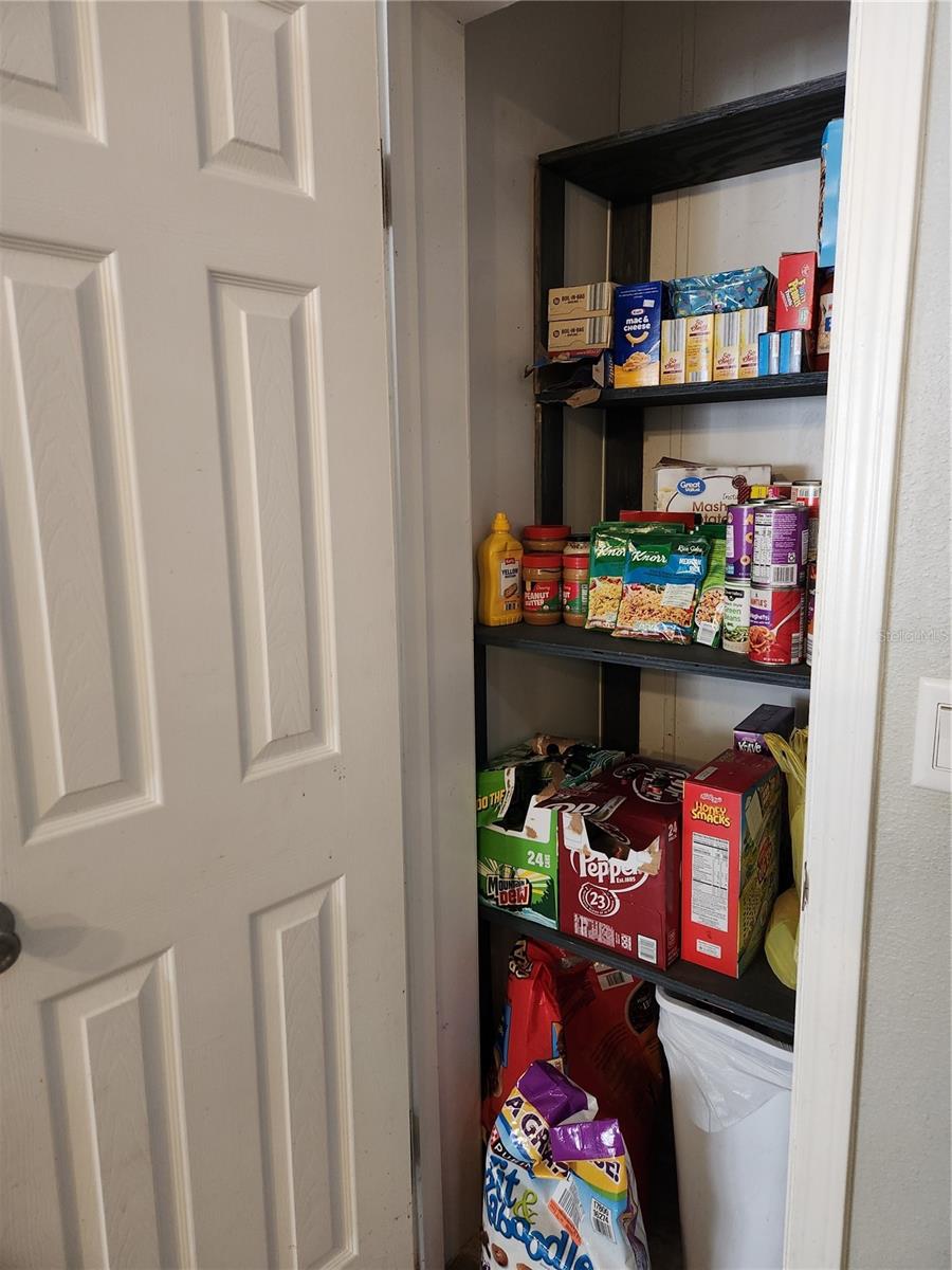 Image 10 of 39 For 6453 Bubbles Lane