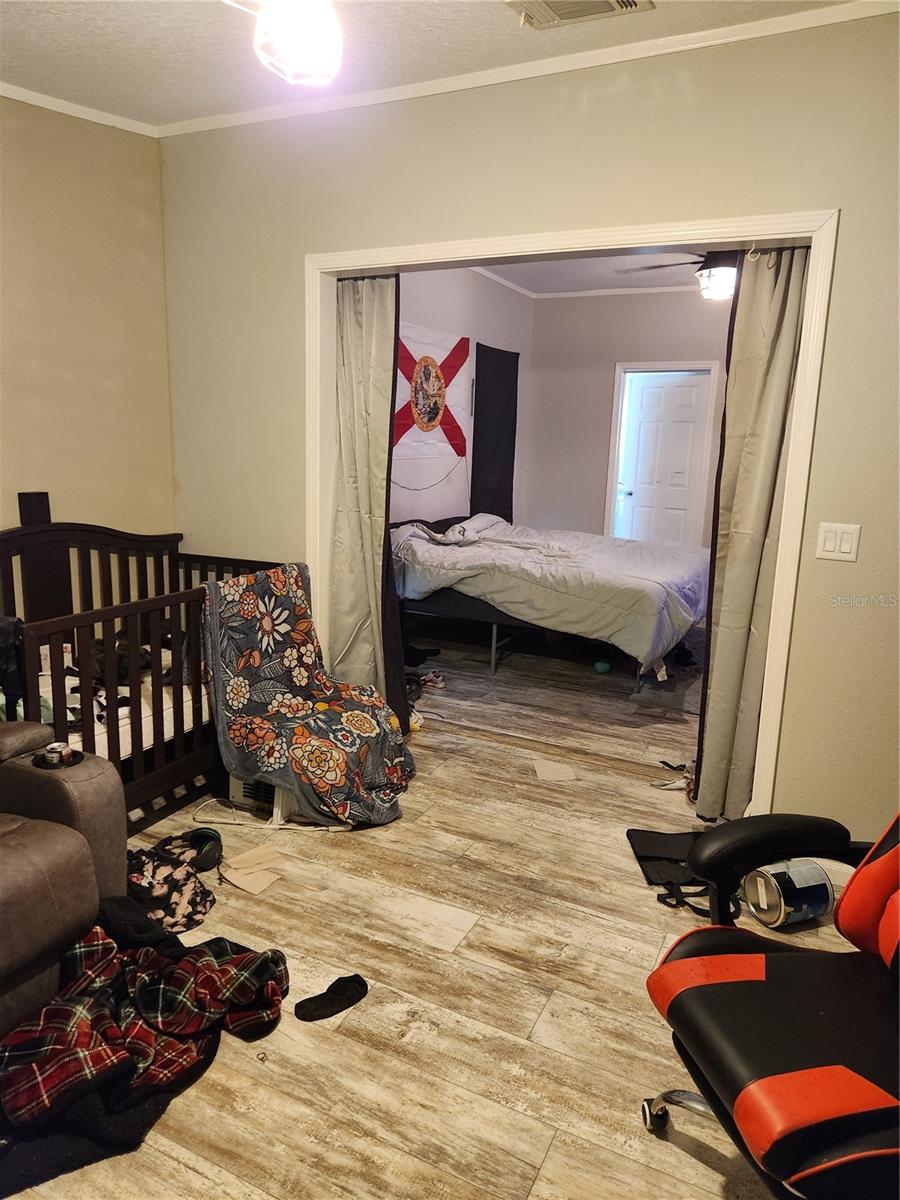 Image 14 of 39 For 6453 Bubbles Lane