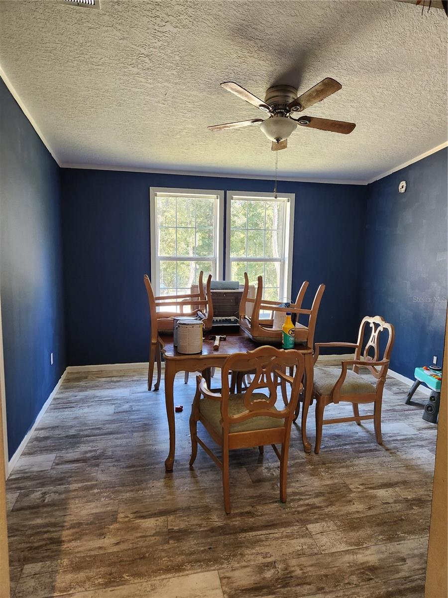 Image 22 of 39 For 6453 Bubbles Lane