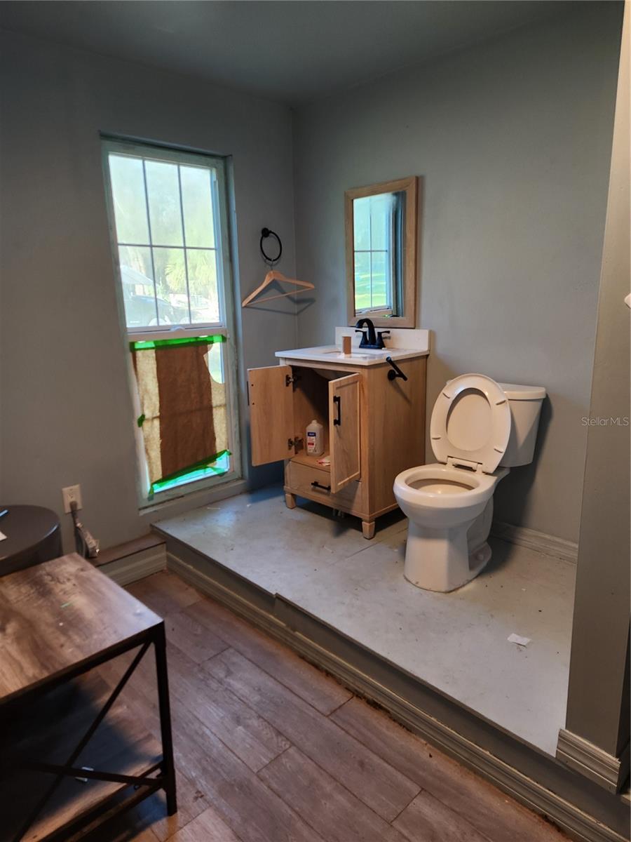 Image 37 of 39 For 6453 Bubbles Lane