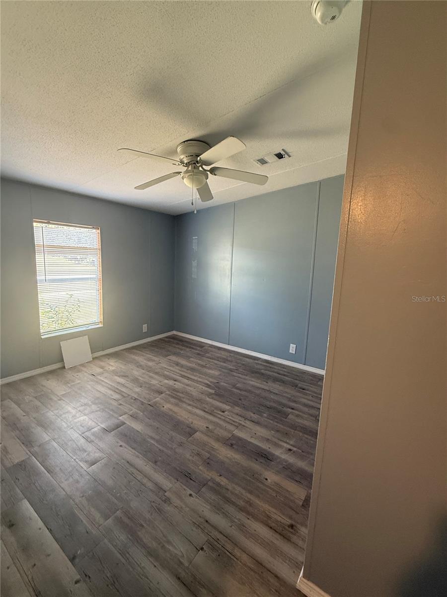 Image 9 of 13 For 14197 61st Court