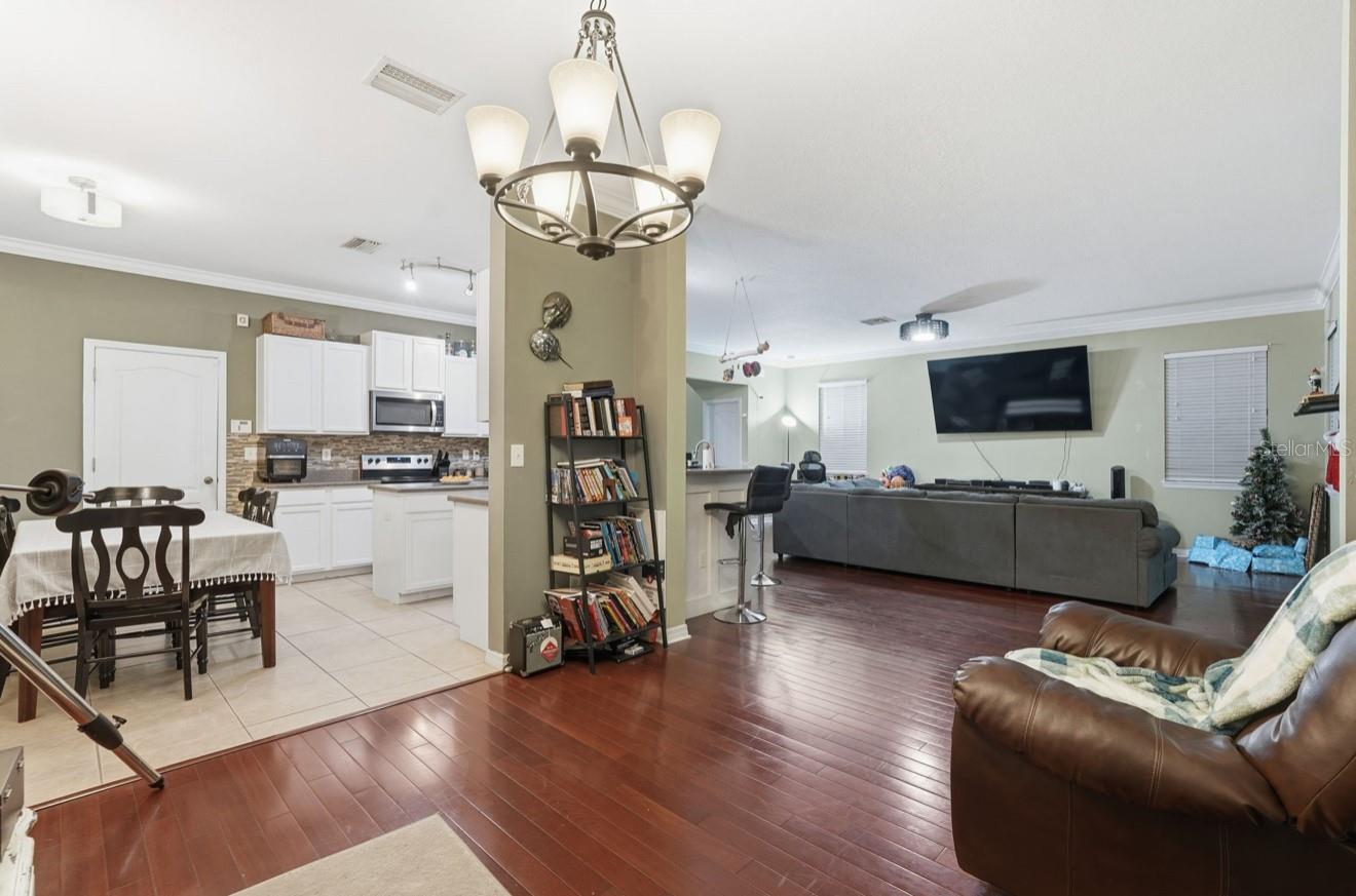 Image 11 of 40 For 1740 Bonita Bluff Court