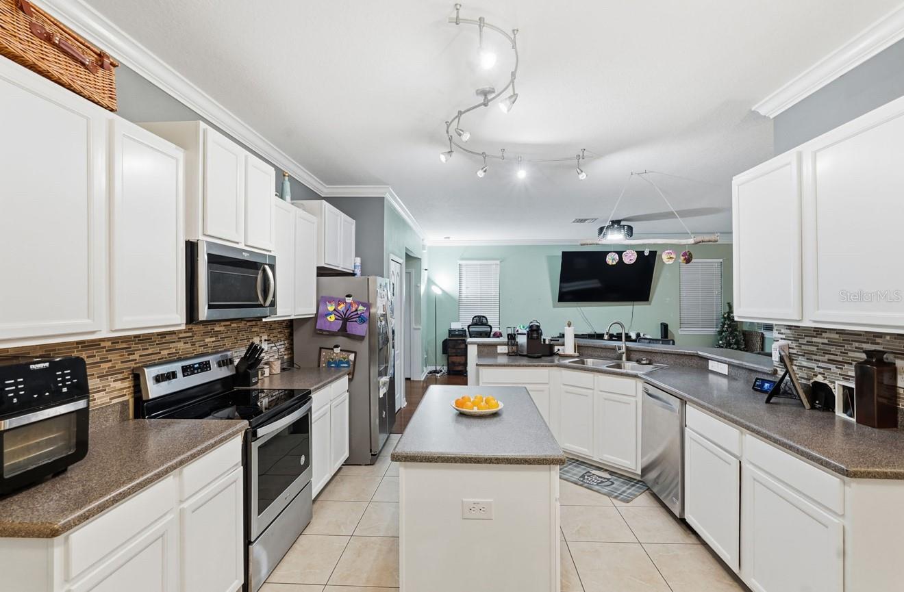 Image 16 of 40 For 1740 Bonita Bluff Court