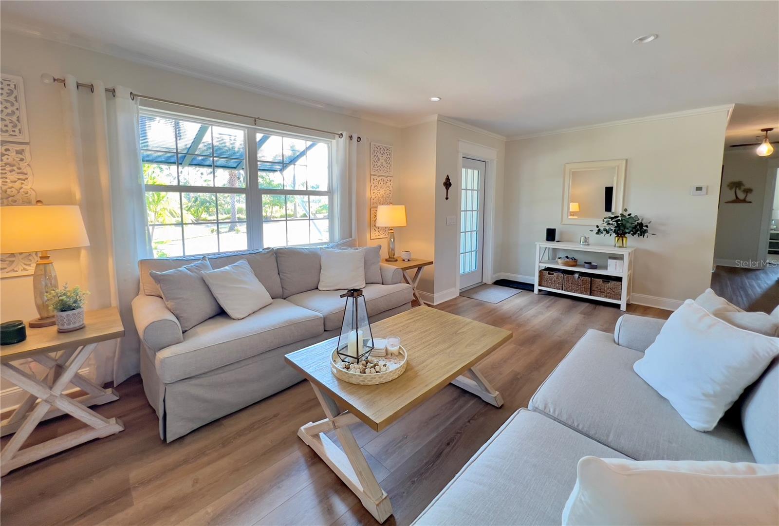 Image 6 of 74 For 4501 Royal Palm Ranch Drive