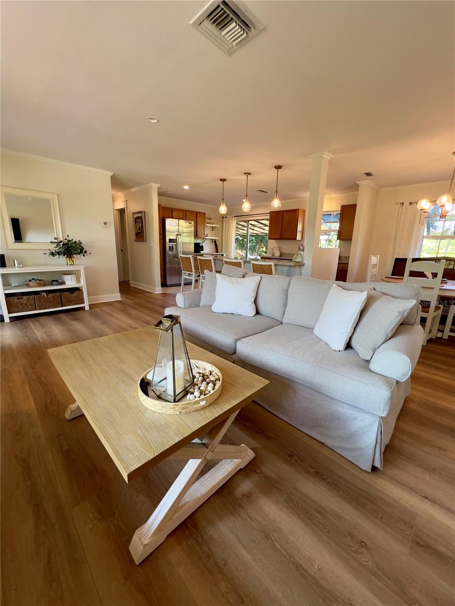 Image 7 of 74 For 4501 Royal Palm Ranch Drive