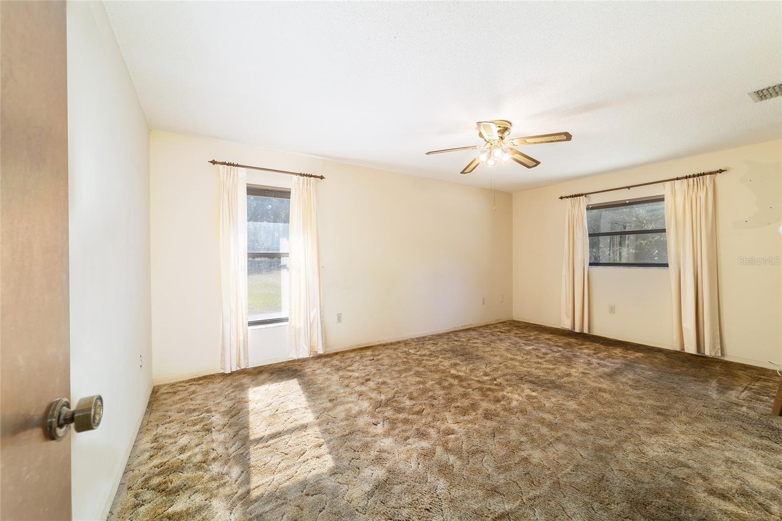 Image 23 of 41 For 10700 Sunset Harbor Road