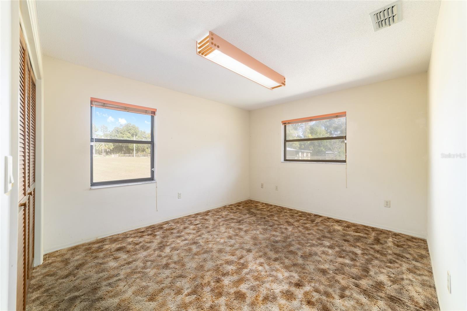 Image 29 of 41 For 10700 Sunset Harbor Road