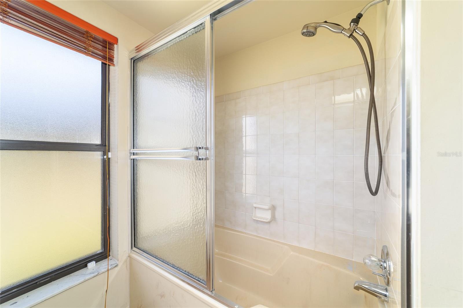 Image 32 of 41 For 10700 Sunset Harbor Road