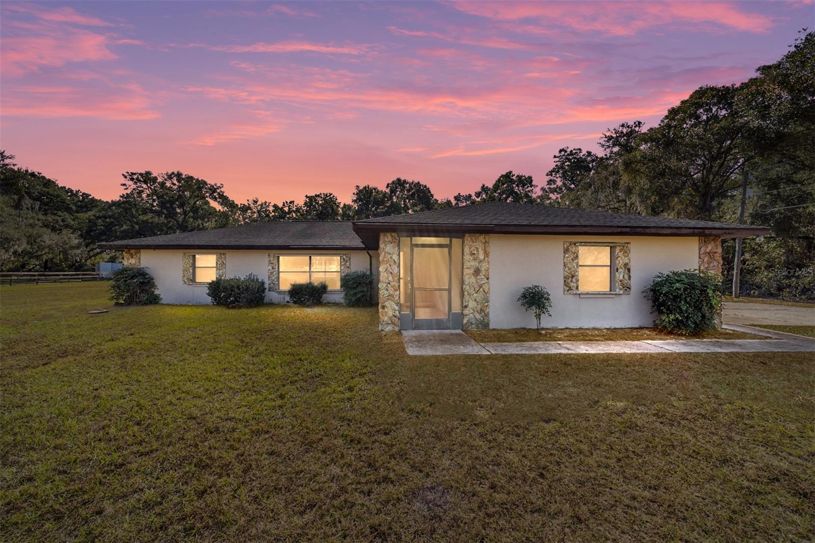 Image 8 of 41 For 10700 Sunset Harbor Road