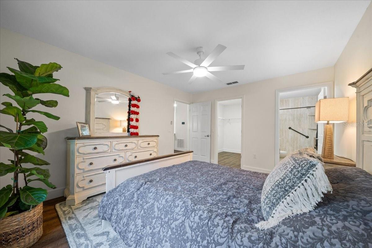 Image 20 of 41 For 6046 Winding Ridge Lane