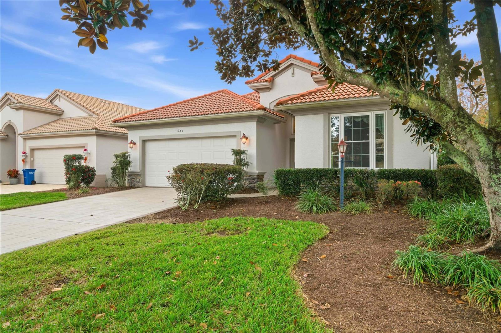 Listing photo id 0 for 680 Doerr Path