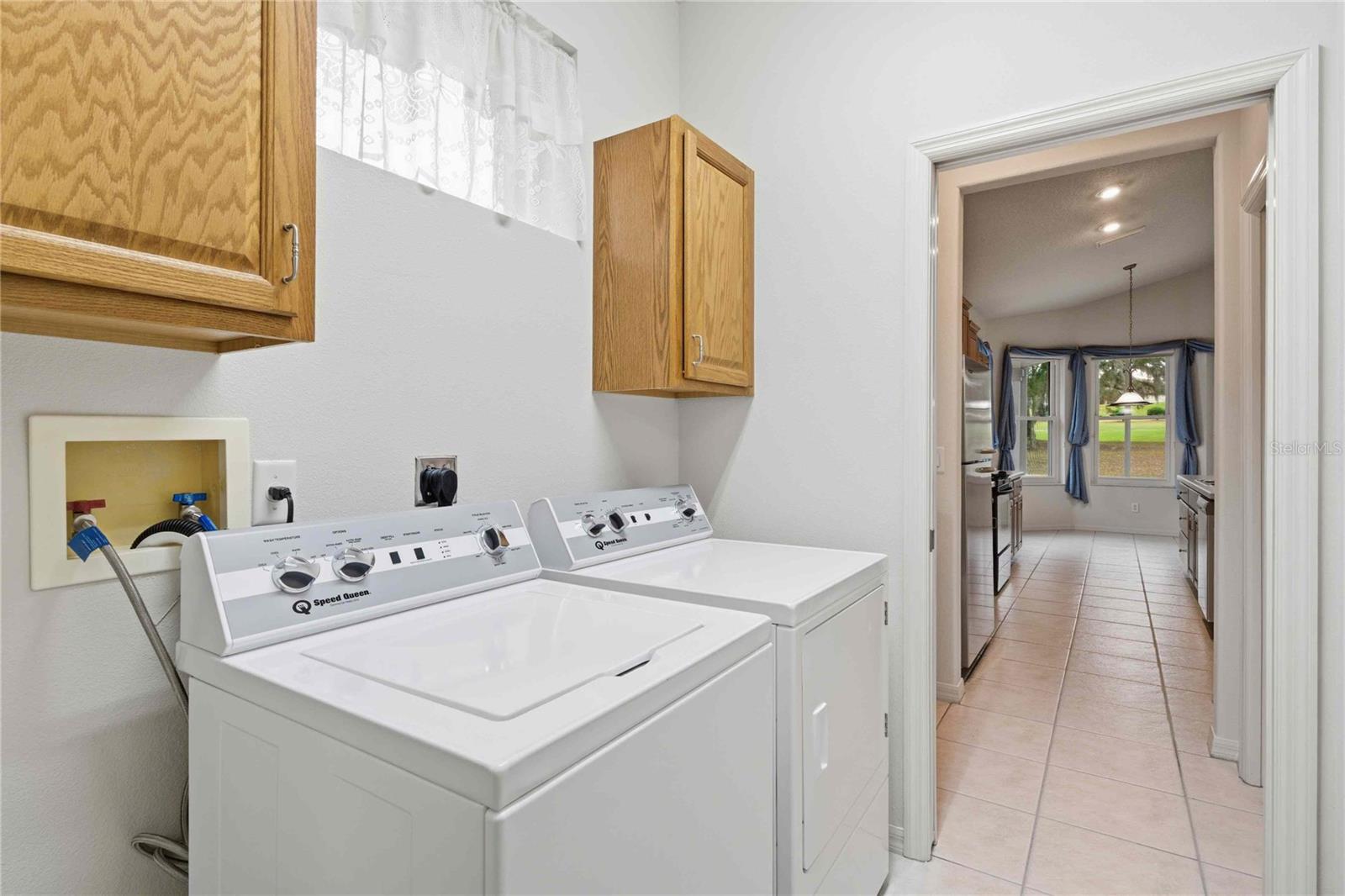 Listing photo id 33 for 680 Doerr Path