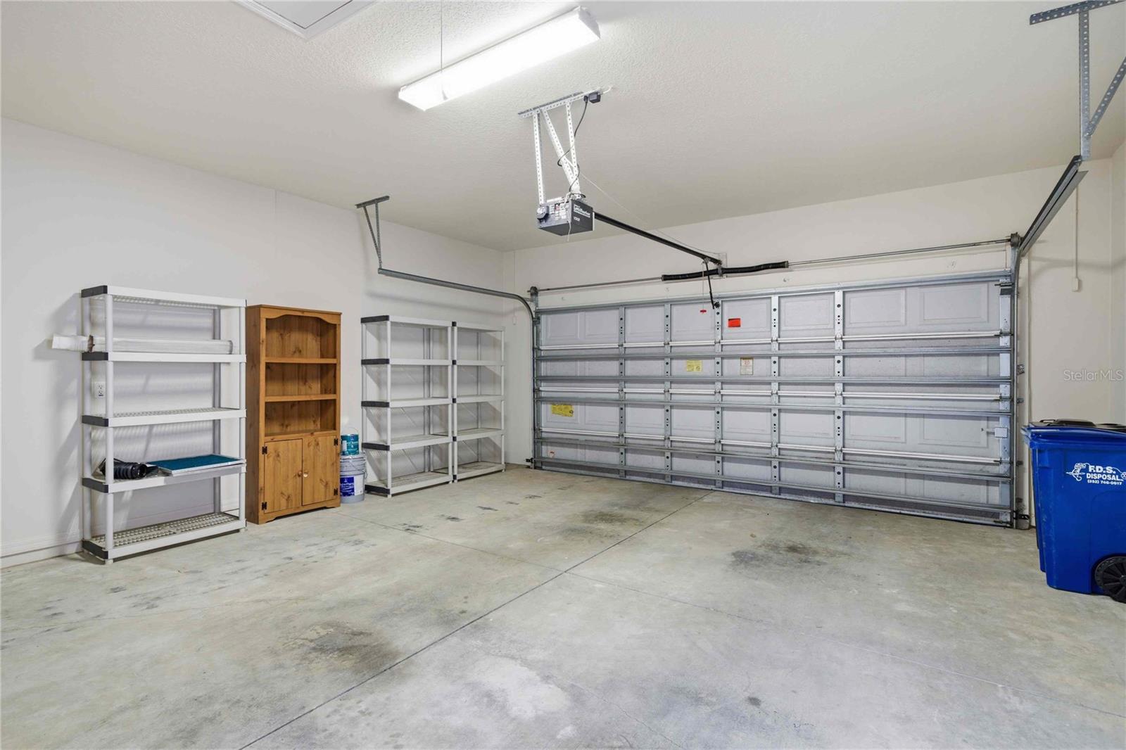 Listing photo id 39 for 680 Doerr Path