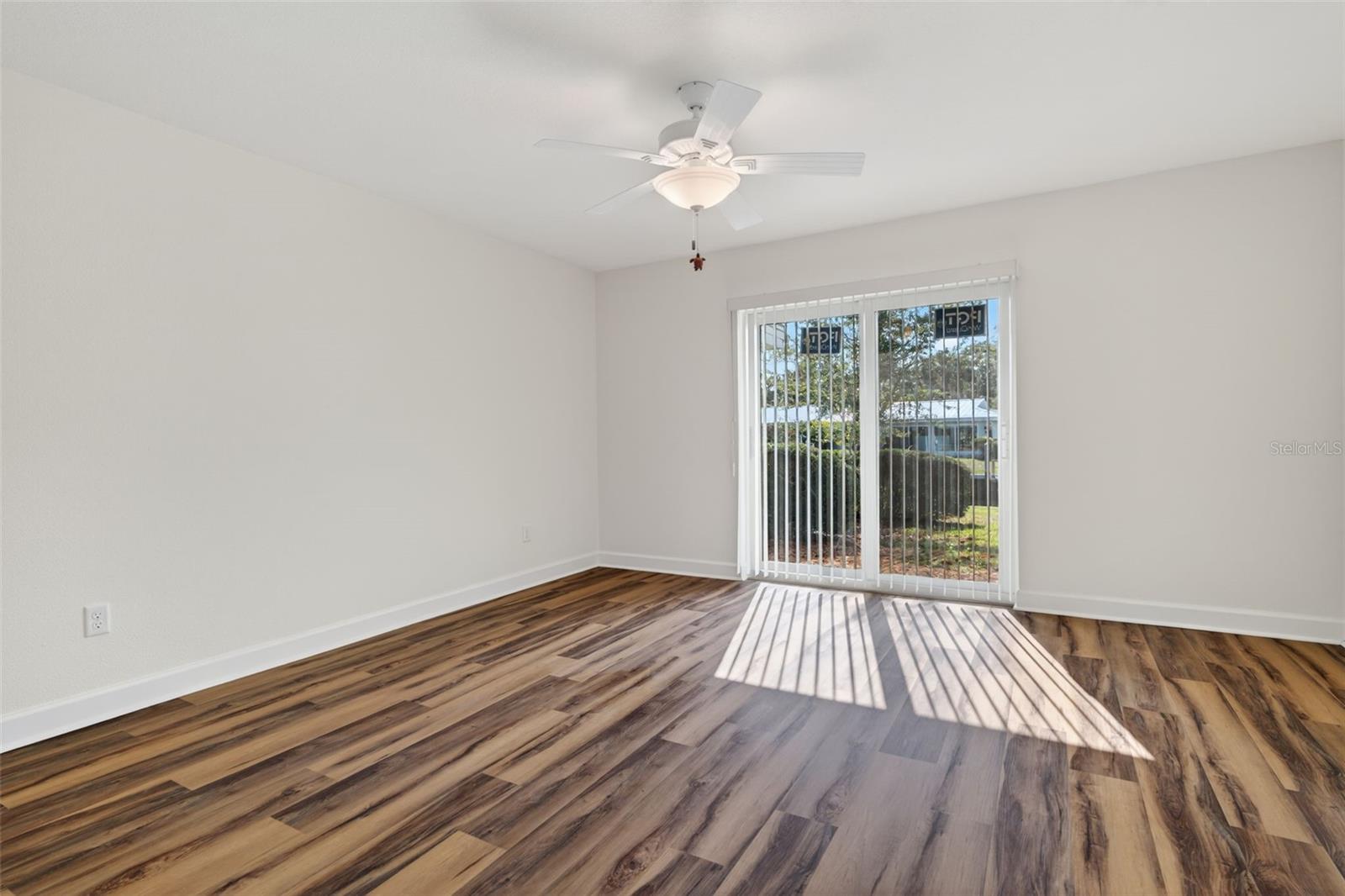 Image 21 of 48 For 11243 Bayshore Drive