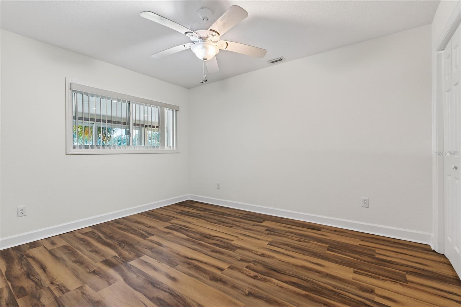 Image 28 of 48 For 11243 Bayshore Drive