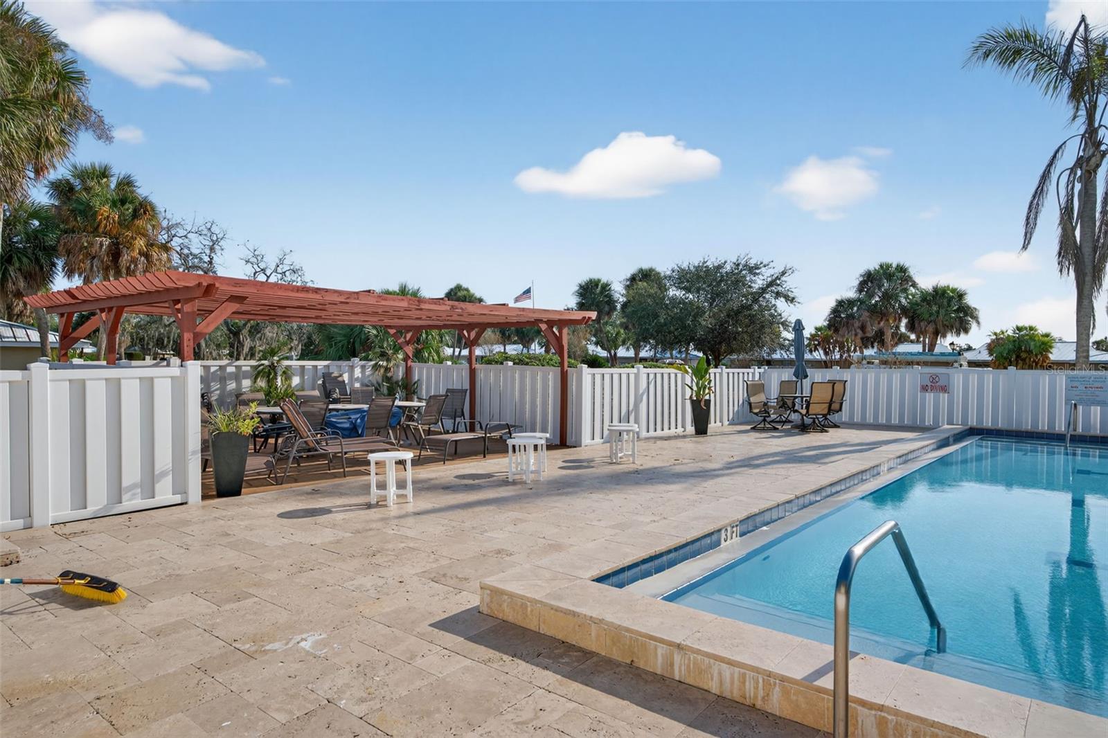 Image 36 of 48 For 11243 Bayshore Drive