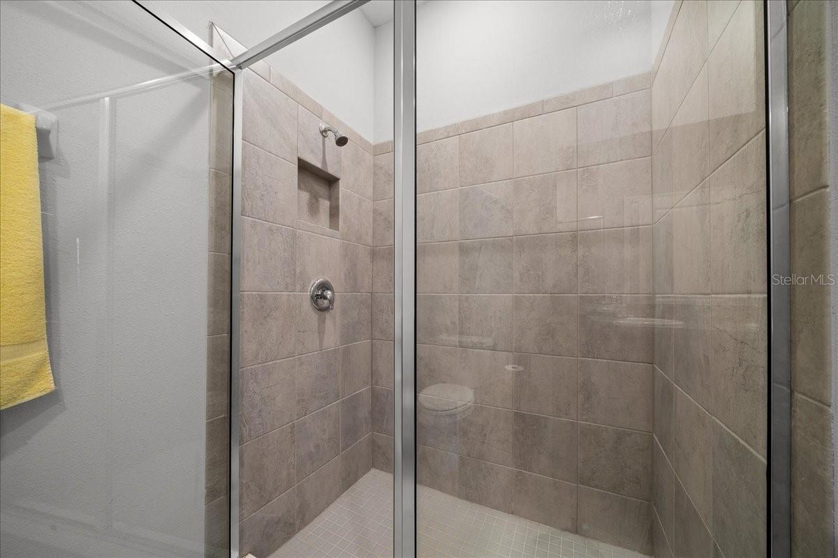 Image 16 of 29 For 5231 48th Place