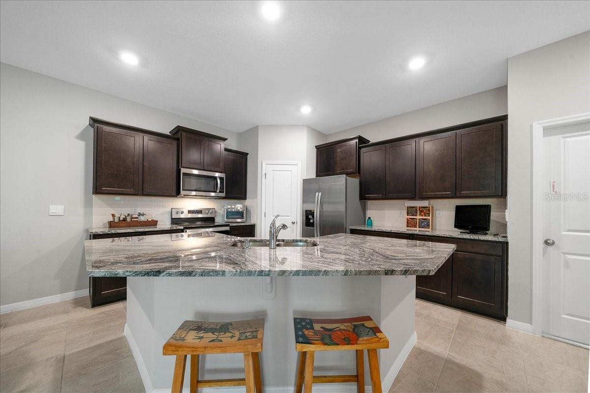 Image 19 of 29 For 5231 48th Place