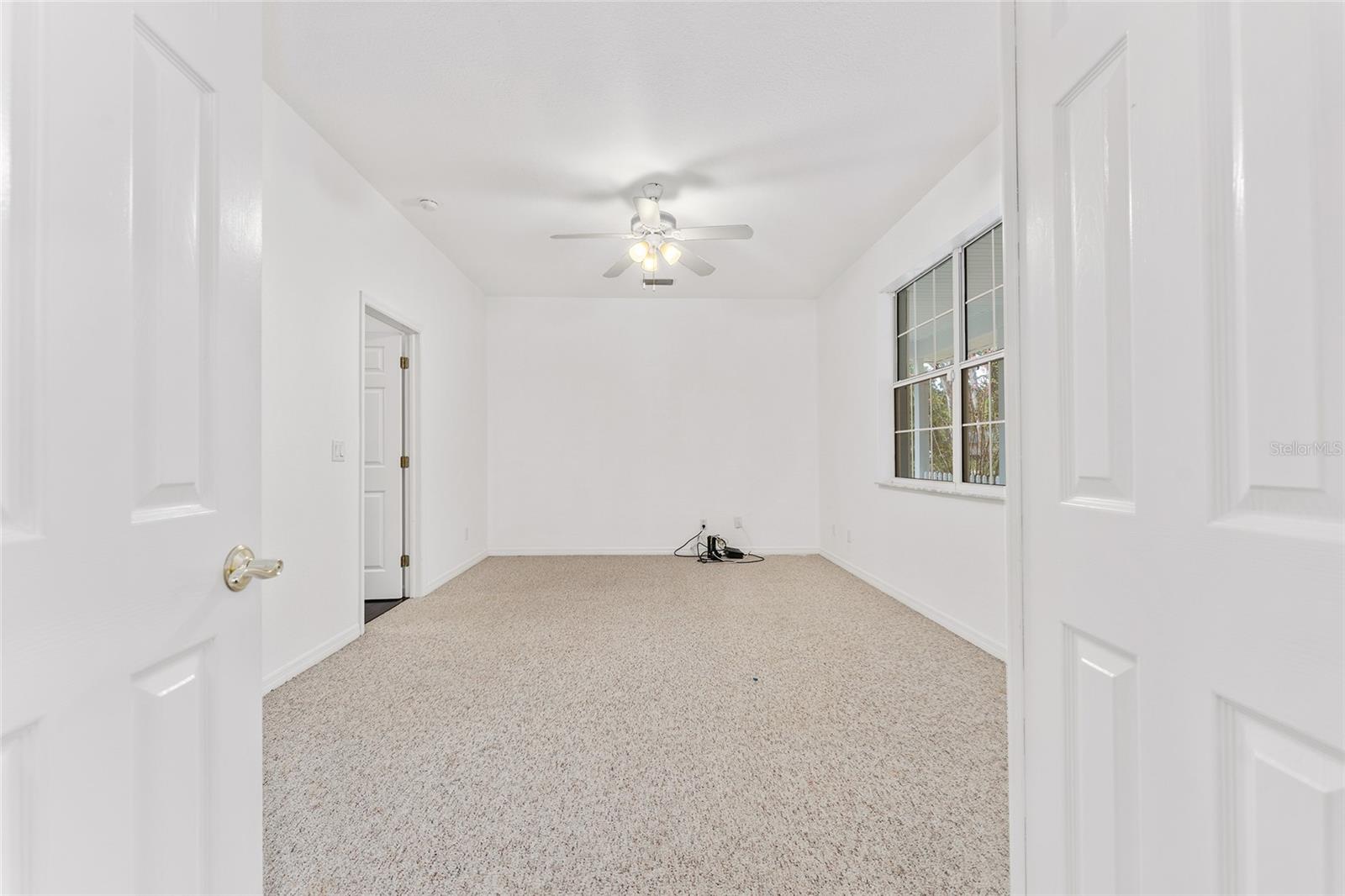 Image 13 of 81 For 1520 Redding