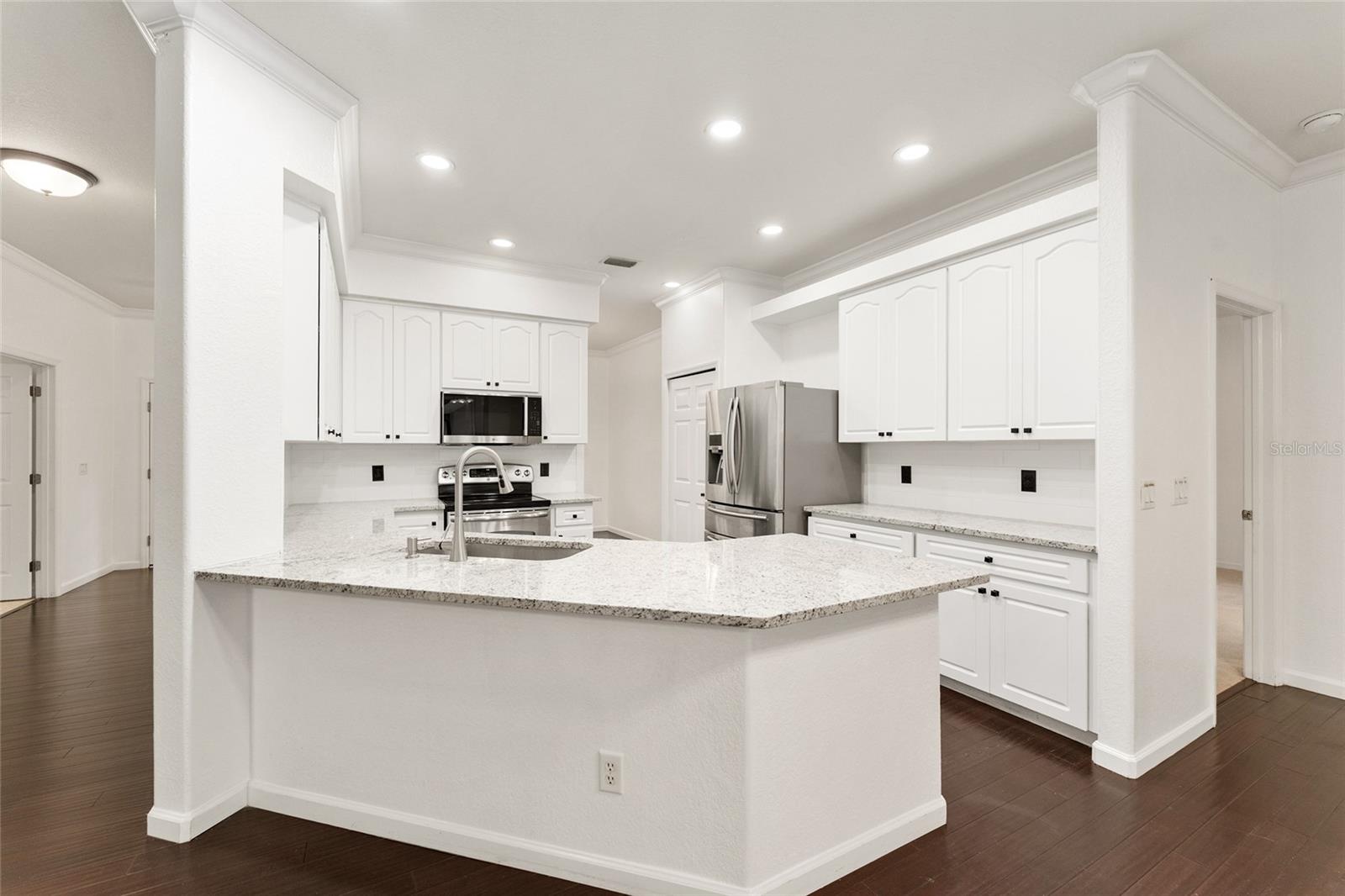 Image 20 of 81 For 1520 Redding