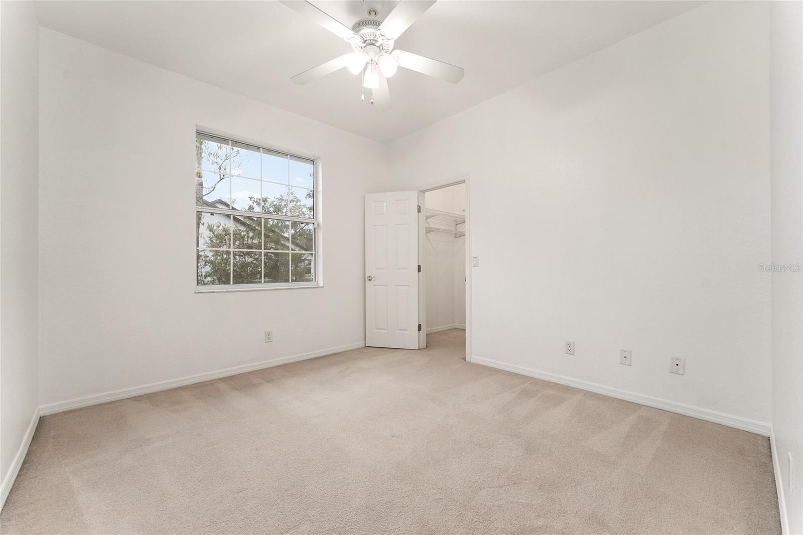 Image 32 of 81 For 1520 Redding