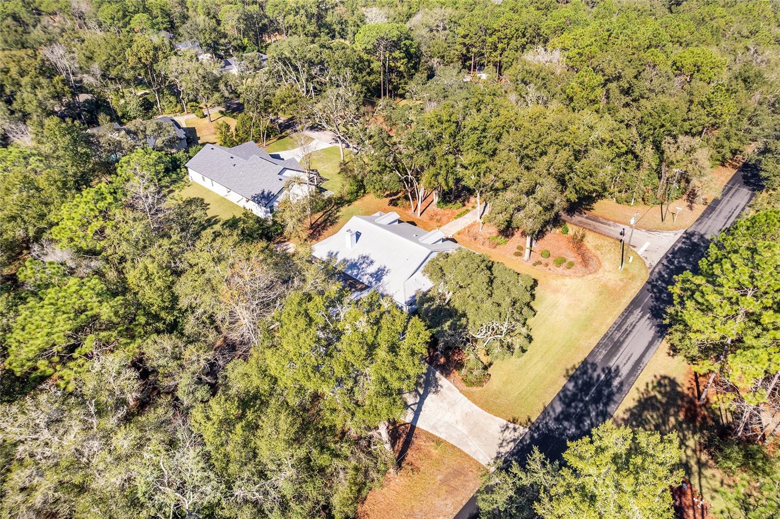 Image 68 of 81 For 1520 Redding