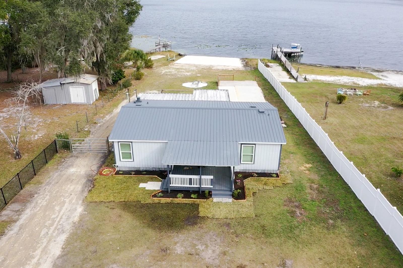 Image 27 of 41 For 102 Benjamin Drive