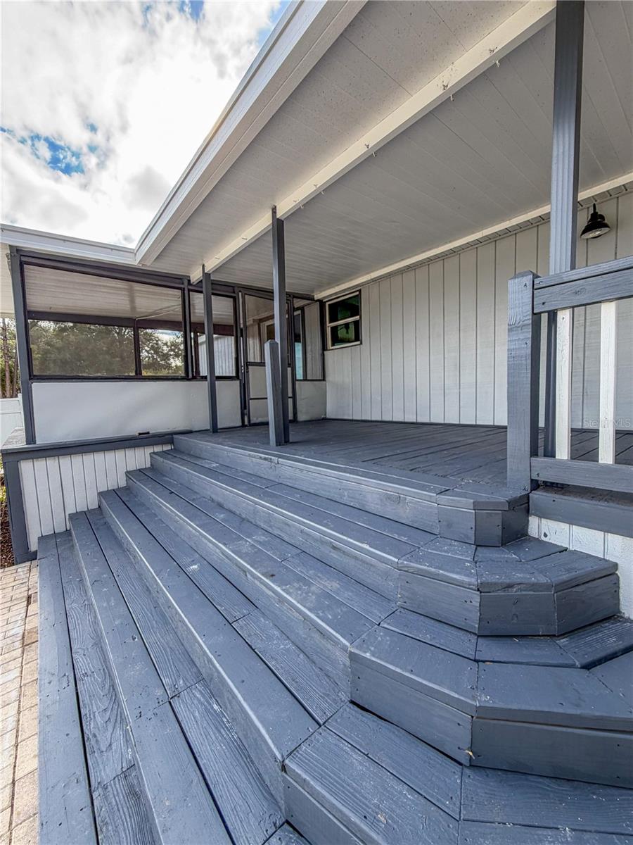 Image 35 of 41 For 102 Benjamin Drive