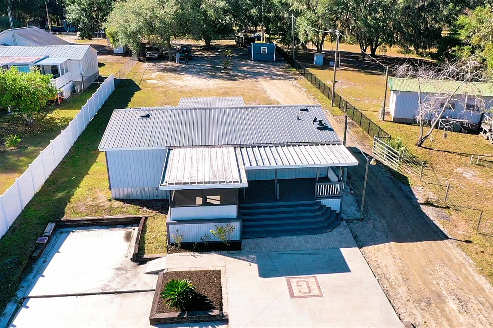 Image 4 of 41 For 102 Benjamin Drive