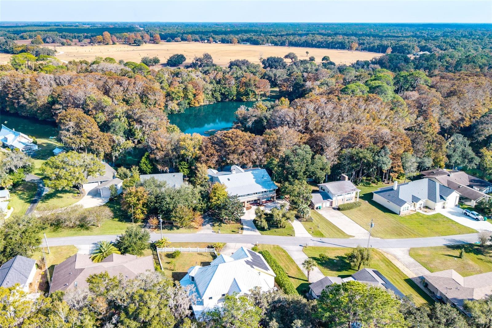 Image 13 of 70 For 11685 Blue Cove Drive