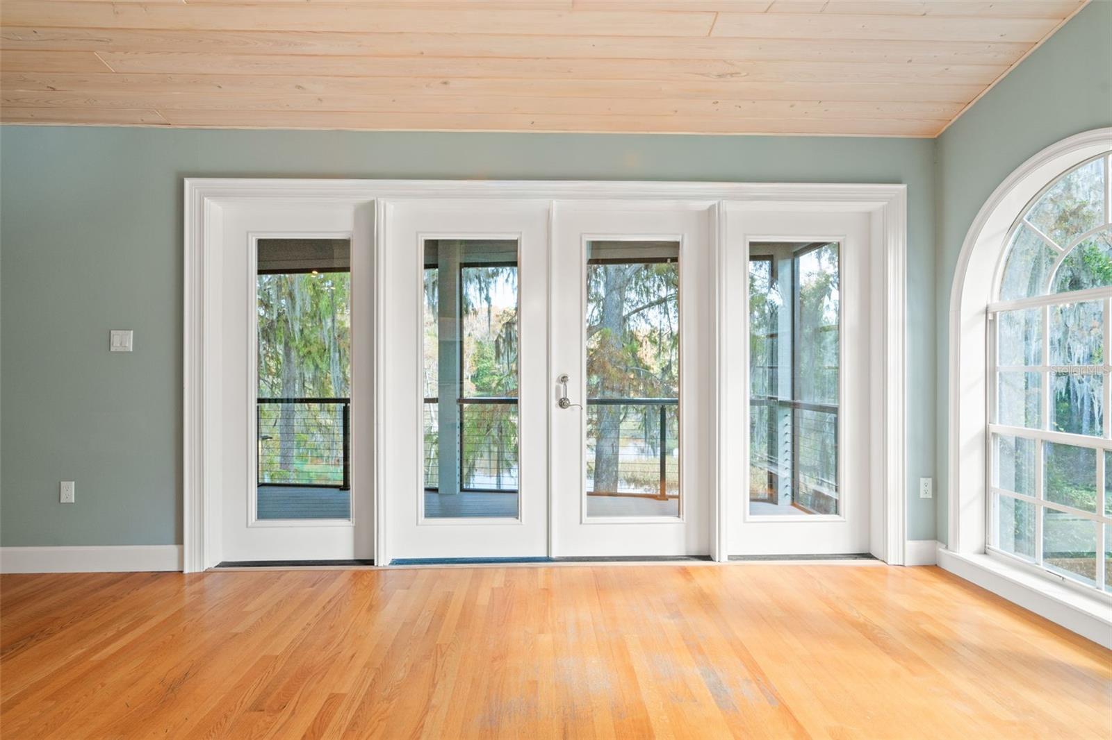 Image 19 of 70 For 11685 Blue Cove Drive