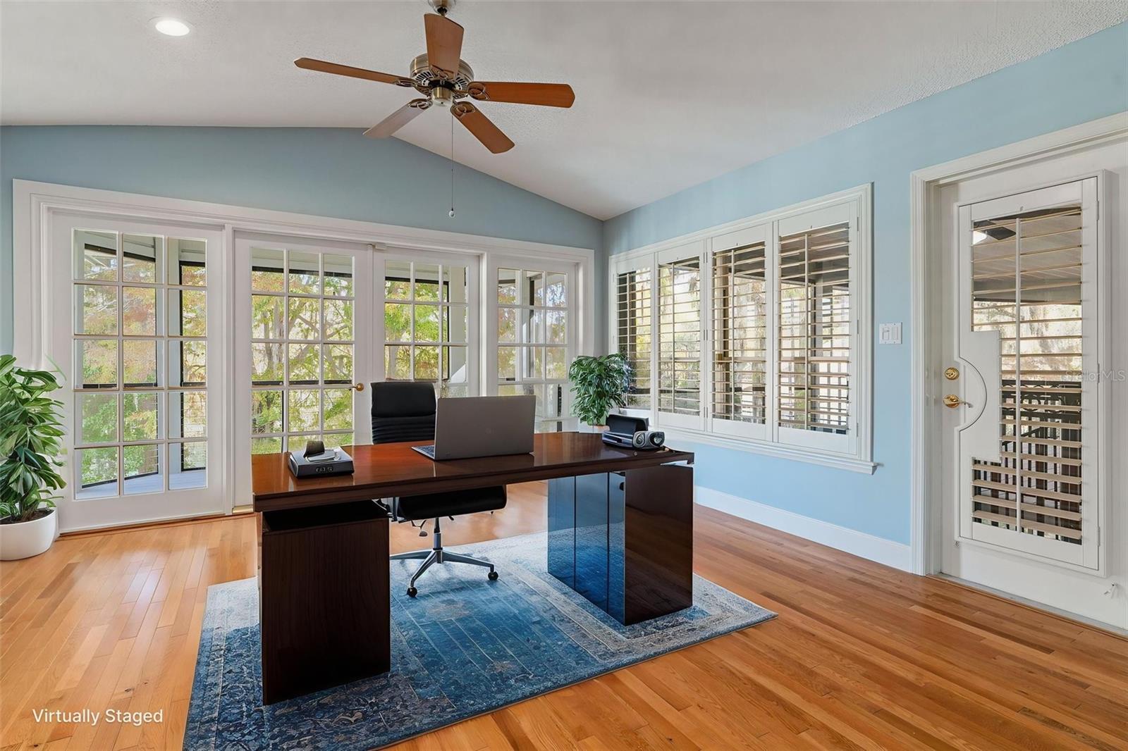 Image 40 of 70 For 11685 Blue Cove Drive