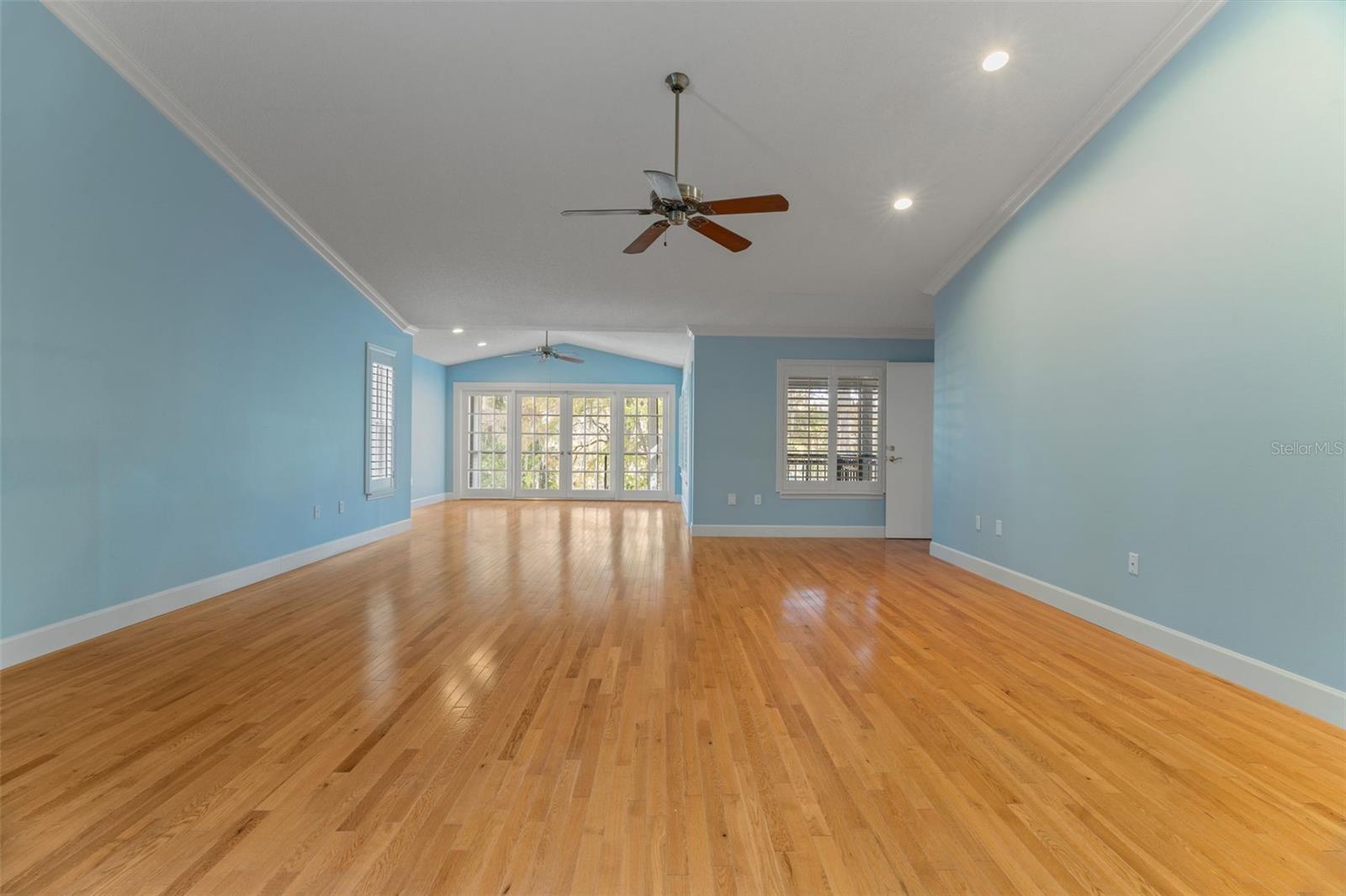 Image 44 of 70 For 11685 Blue Cove Drive