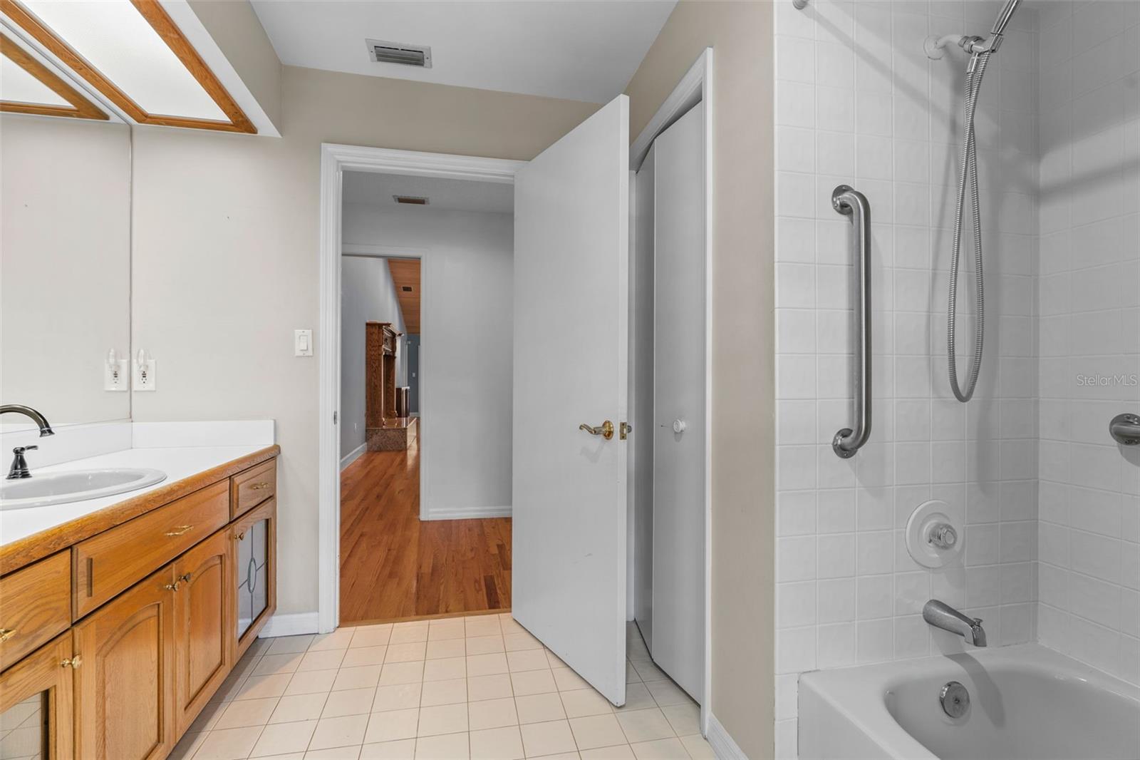 Image 50 of 70 For 11685 Blue Cove Drive