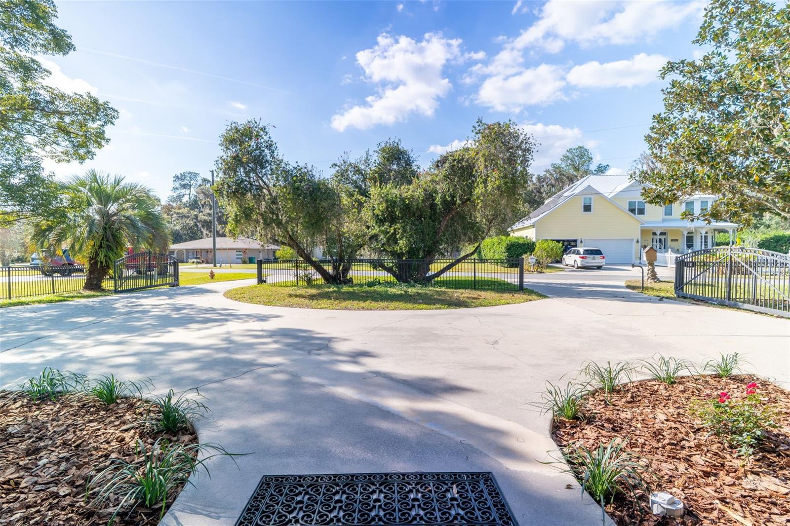 Image 6 of 70 For 11685 Blue Cove Drive