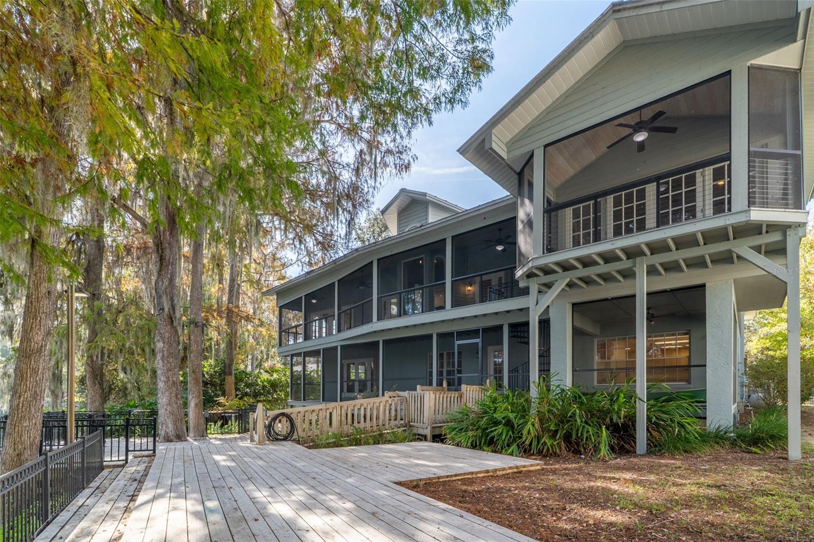 Image 8 of 70 For 11685 Blue Cove Drive