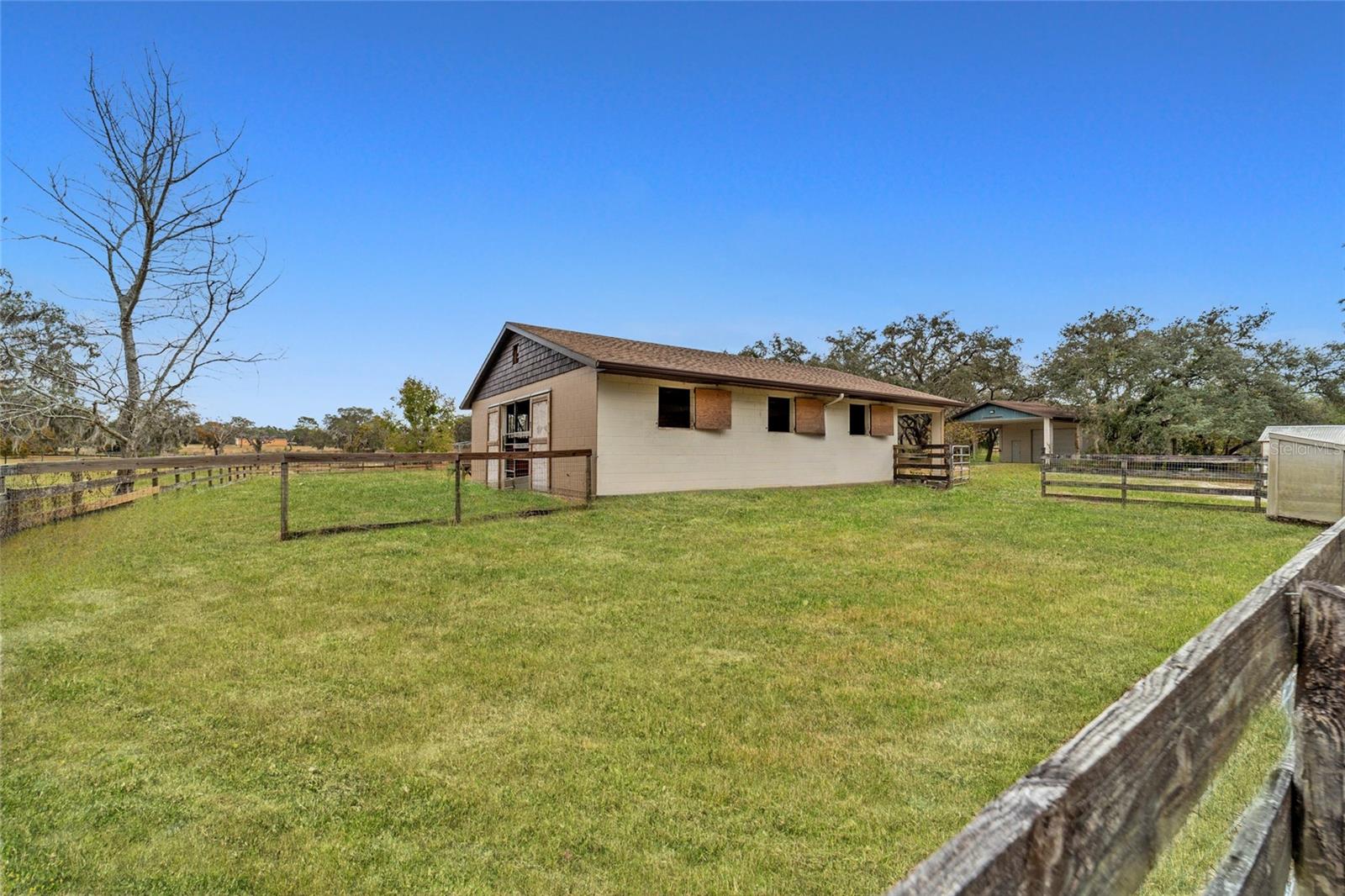 Image 17 of 86 For 5930 Knoxville Lane