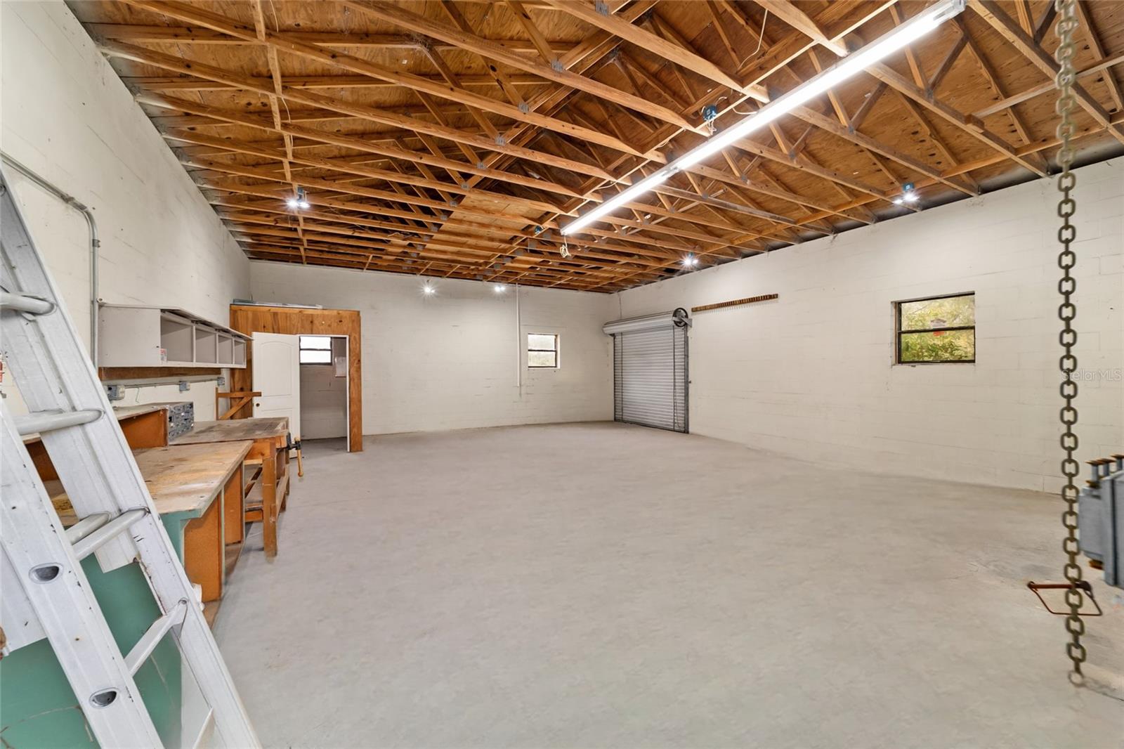 Image 21 of 86 For 5930 Knoxville Lane