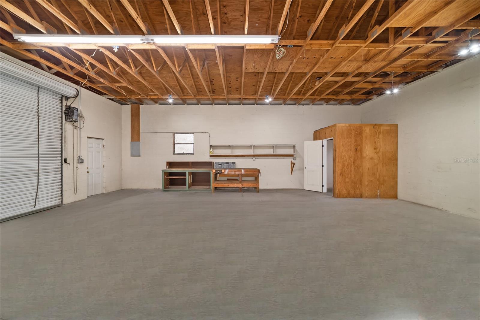 Image 23 of 86 For 5930 Knoxville Lane